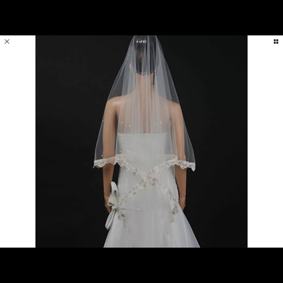 New beautiful fingertip length veil w/ embroidery main image 3